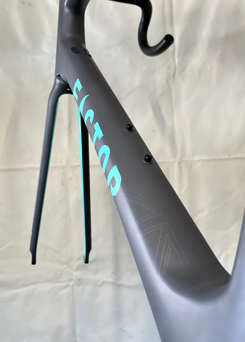 Factor O2 Carbon Road Frameset 56cm in Grey and Turquoise - Ex-Display-7