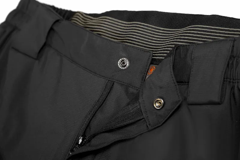 Endura MT500 Waterproof Trousers in Black-5