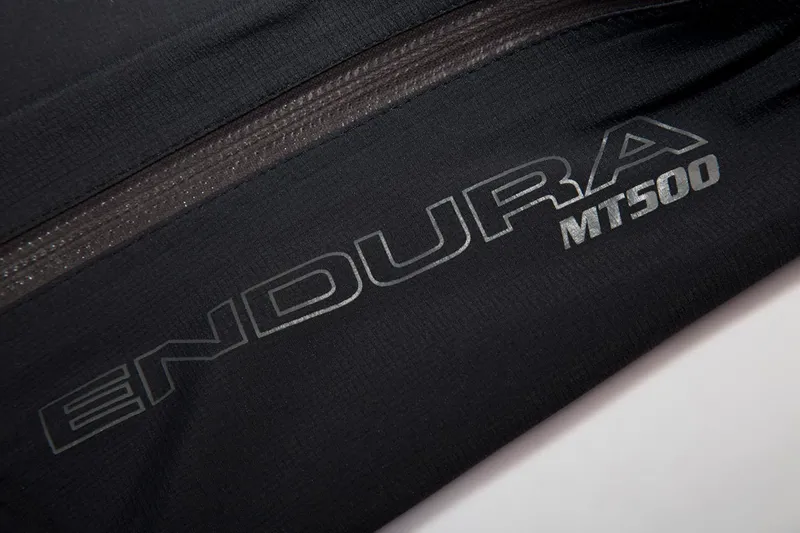 Endura MT500 Waterproof Trousers in Black-3