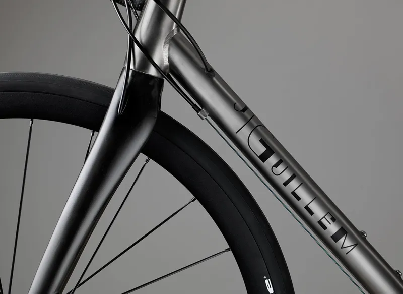 J. Guillem Major Disc Ultegra Titanium Road Bike-8