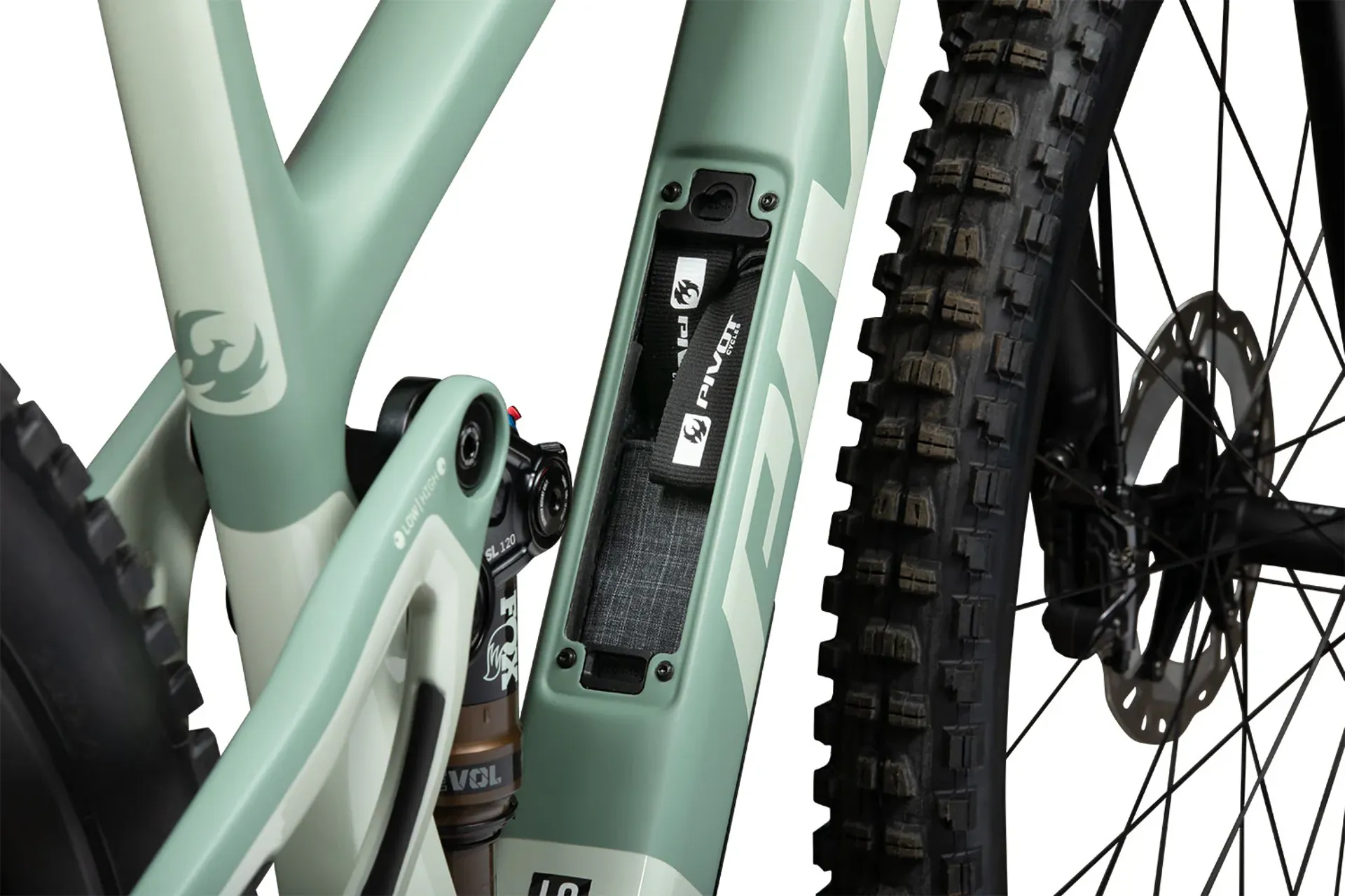 Pivot Trailcat SL storage