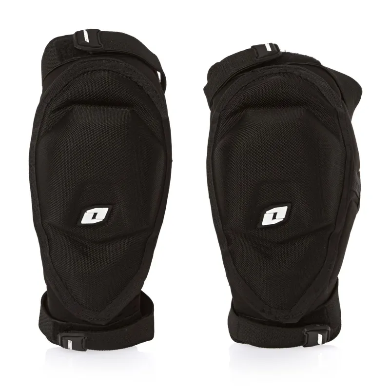 One Industries Conflict Knee Guard Black-1