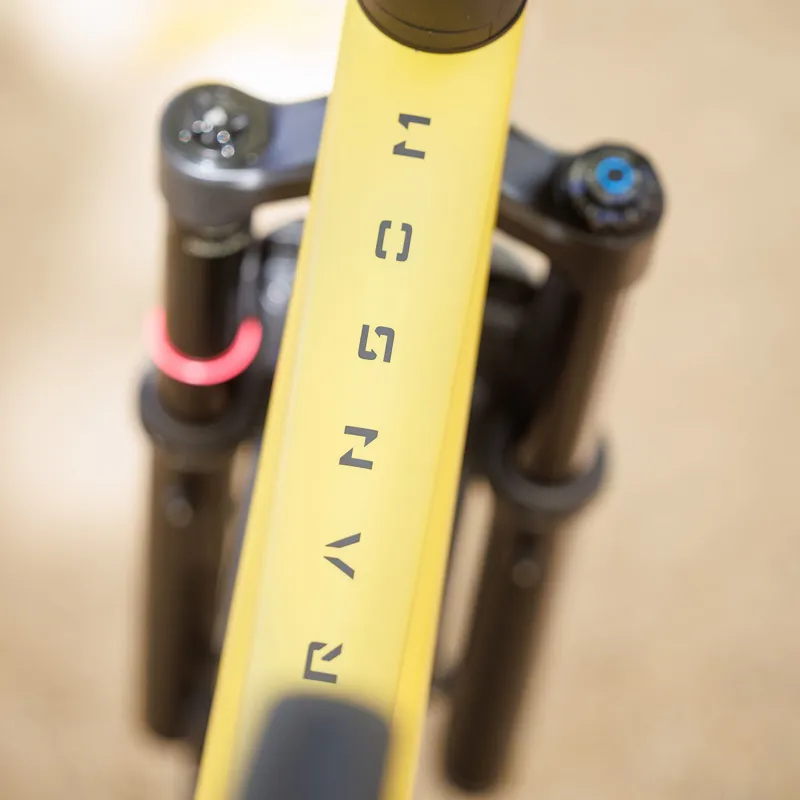 2025 Scott Ransom 920 Mountain Bike In Auric Yellow-2