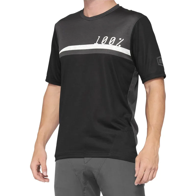 100% Airmatic Short Sleeve MTB Jersey in Black/ Charcoal