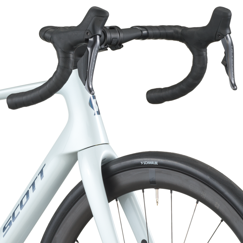 2026 Scott Addict 20 Carbon Road Bike in Cumulus White-4