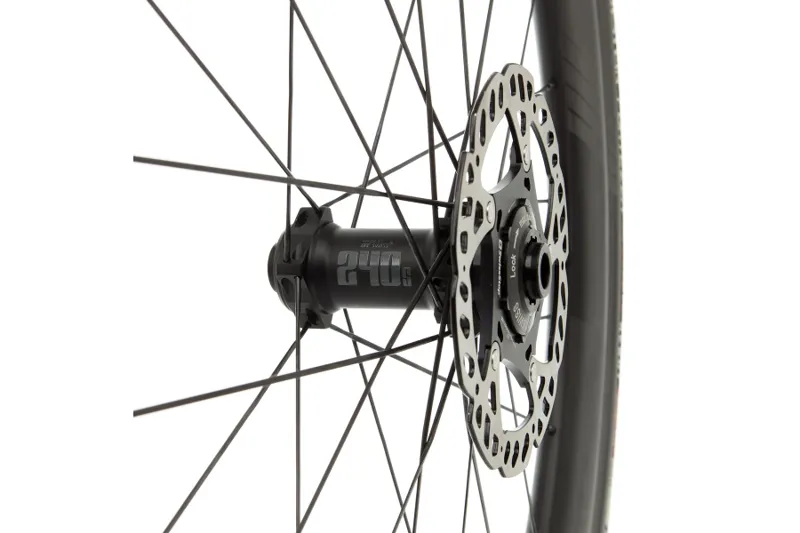FFWD F4D DT240 Tubeless Carbon Clincher Disc Wheelset-2
