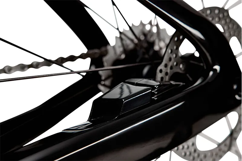 2025 Argon18 E117 Disc 105 Triathlon Bike in Black Stealth-4