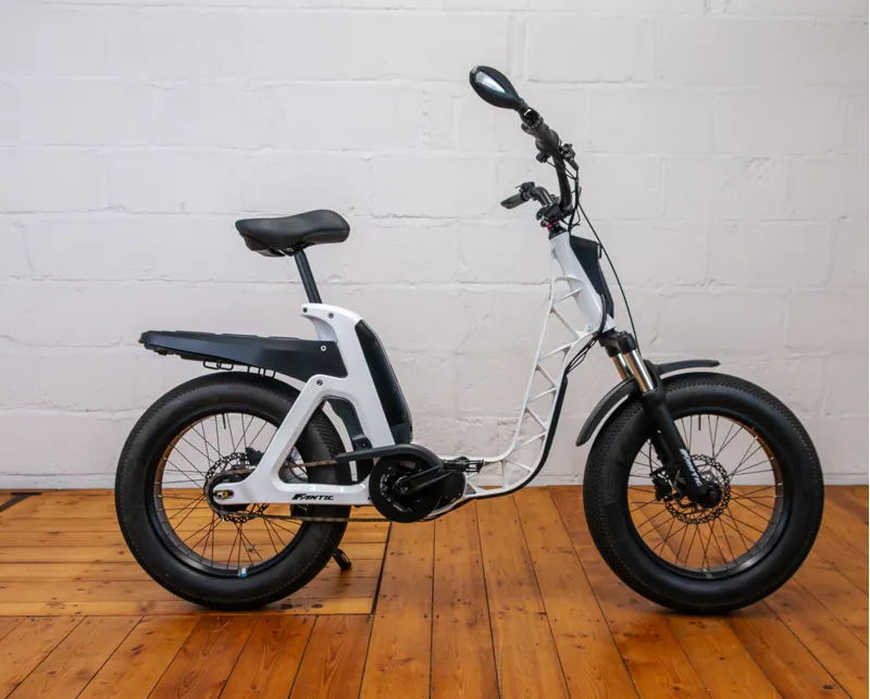 Fantic Issimo Urban in Gloss White-1