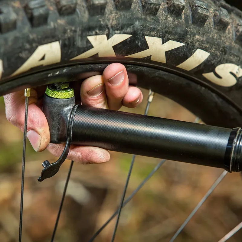 OneUp EDC Pump Black-7