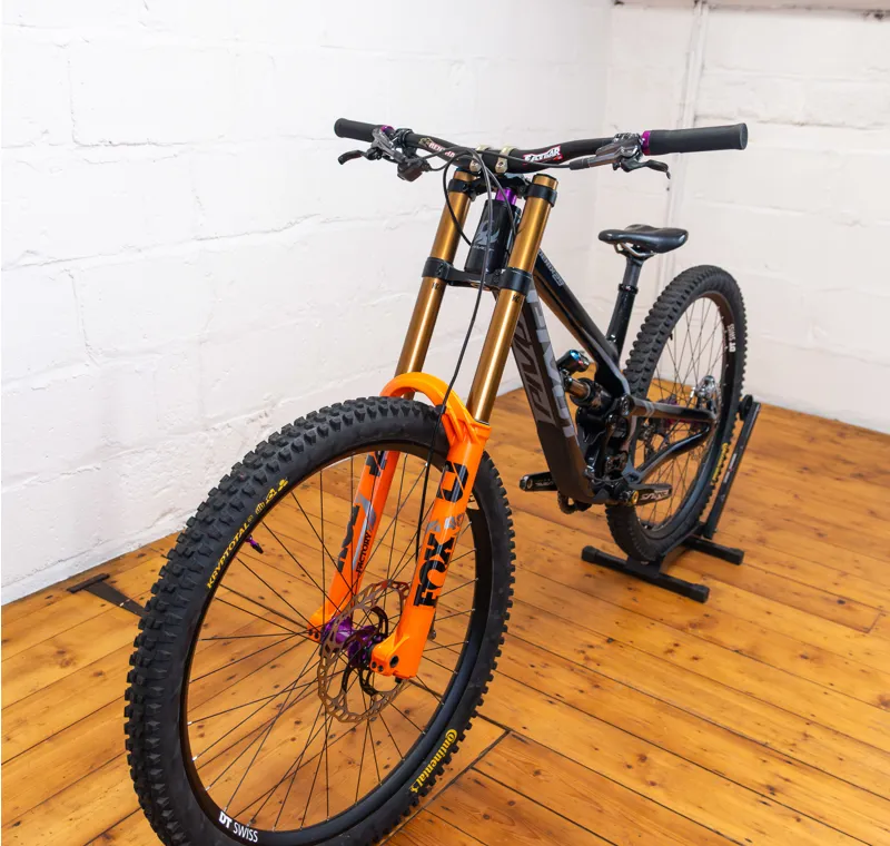 Pivot Phoenix 29 Ex-Team Downhill Bike - S2 Medium-1