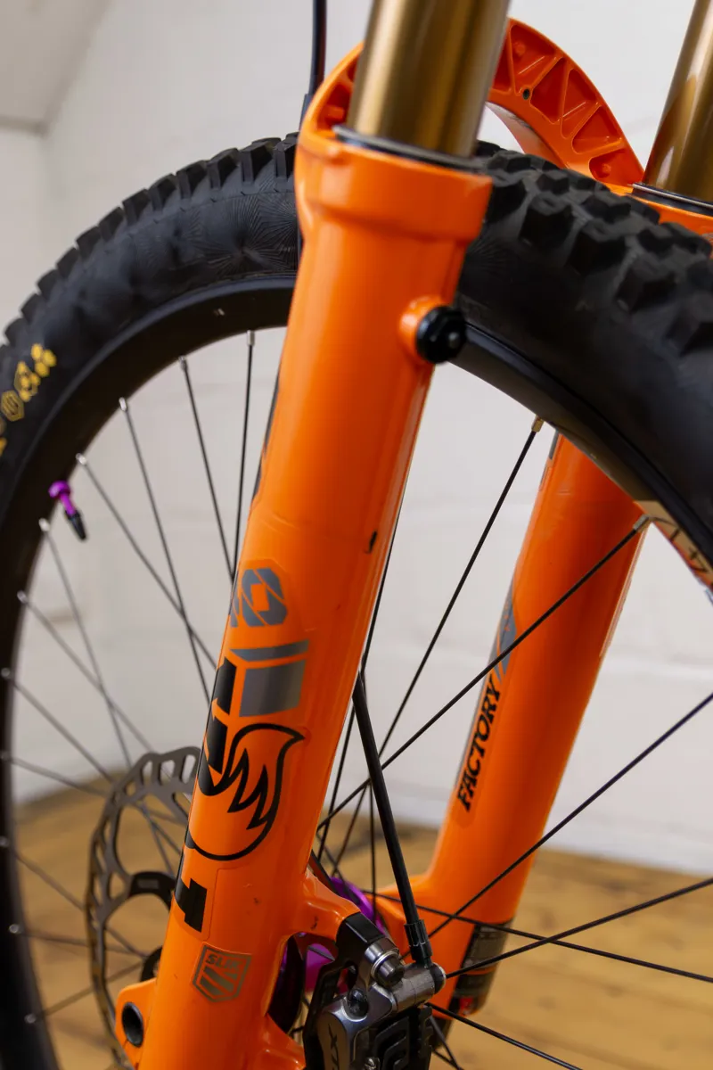 Pivot Phoenix 29 Ex-Team Downhill Bike - S2 Medium-13