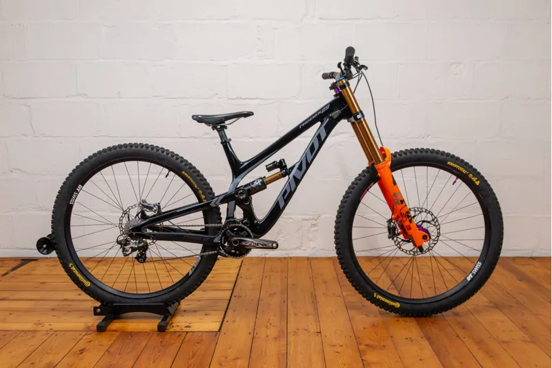 Pivot Phoenix 29 Ex-Team Downhill Bike - S2 Medium