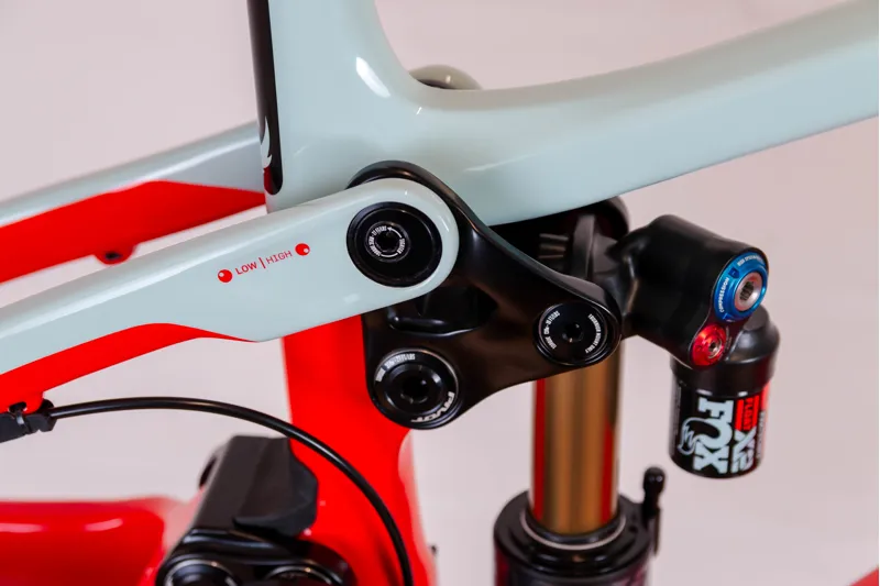 Pivot Cycles Phoenix Downhill Frame Set and Forks in Red/Mint - Medium-6