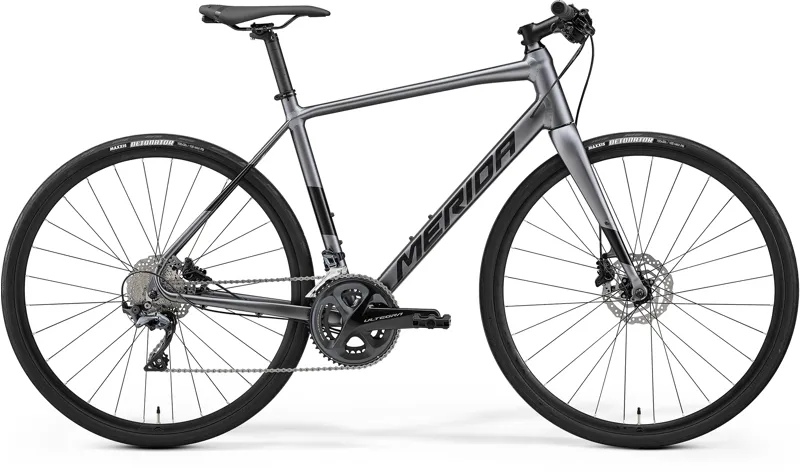 2023 Merida Speeder 900 Flat Bar Road Bike in Silver