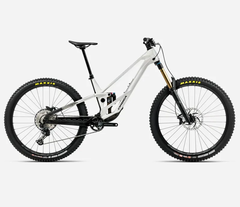 2026 Orbea Rallon E10 Enduro MTB 450mm CS in White Chich/Diamond Black