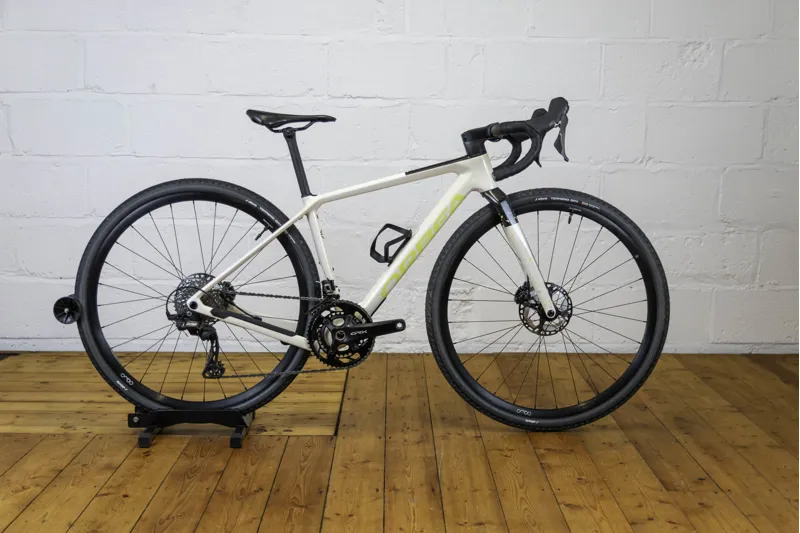 2025 Orbea Terra M20team Gravel Bike In White - Extra Small - Ex-Demo