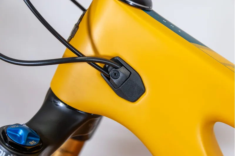 Yeti SB160 T-Series Factory Enduro Mountain Bike in Mustard - Large-9