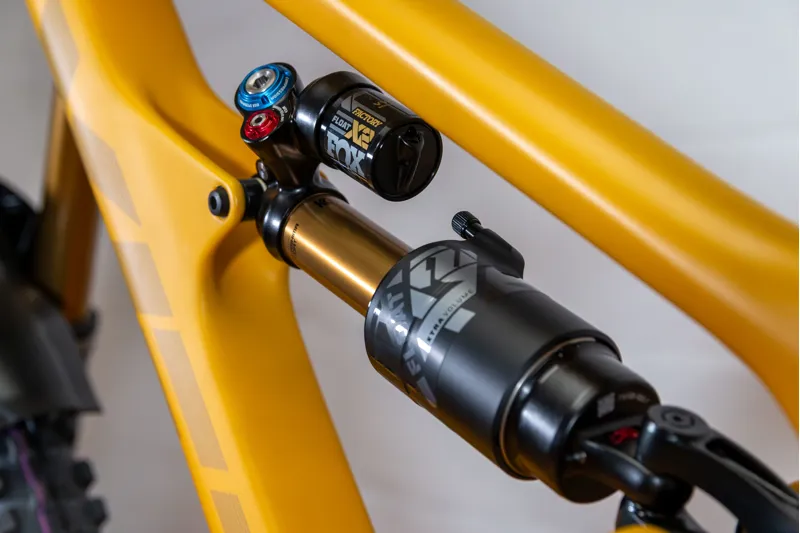 Yeti SB160 T-Series Factory Enduro Mountain Bike in Mustard - Large-10