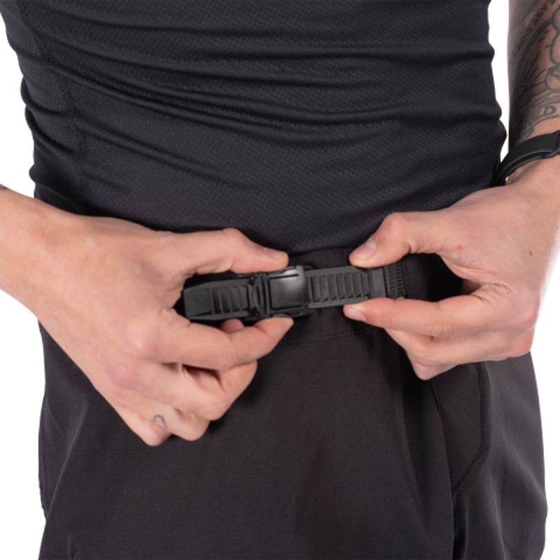 Leatt MTB 1.0 Ride Kit Jersey and Pants in Black-5