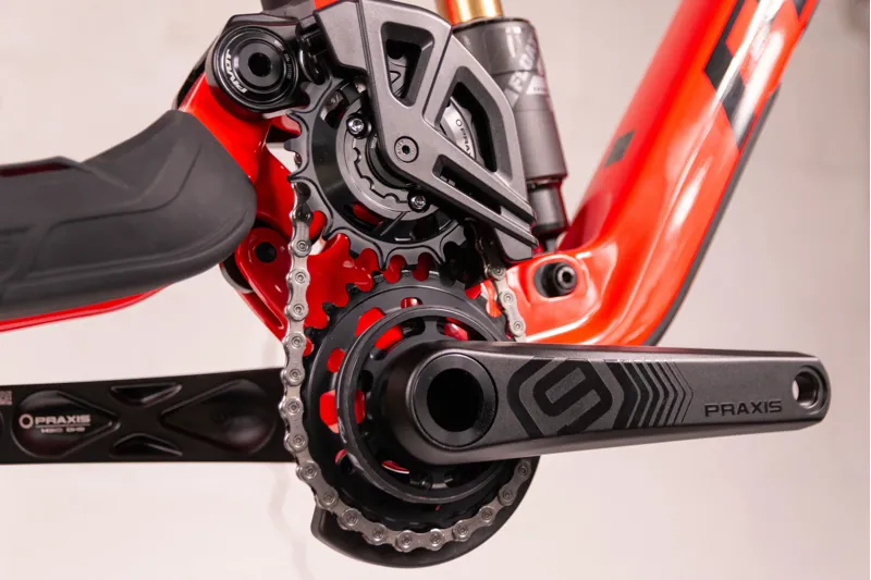 Pivot Cycles Phoenix Downhill Frame in Red/Mint-3
