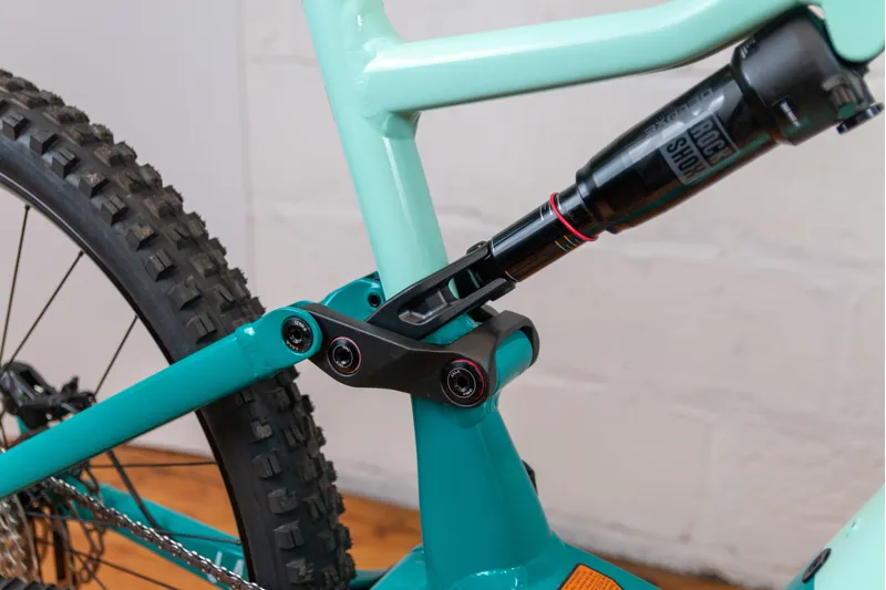 2023 Focus Jam2 6.7 Electric Mountain Bike in Green/Blue-5