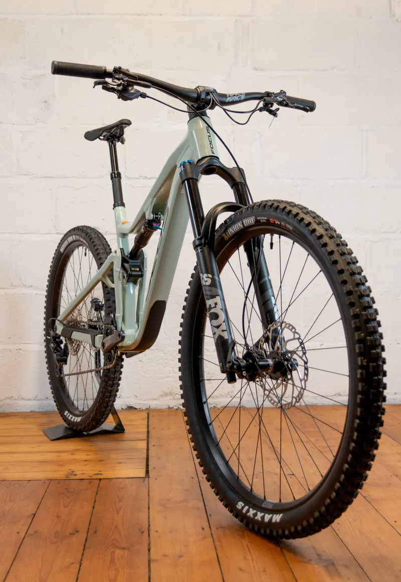 Focus Jam 6.9 Mountain Bike In Grey -2