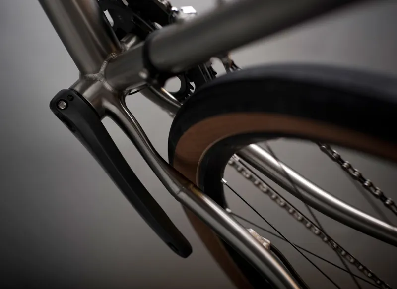 J. Guillem Atalaya GRX 810 1x Titanium Gravel Bike-9