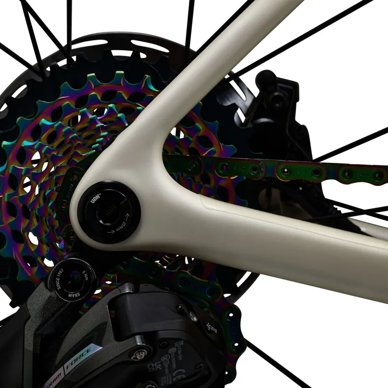 ENVE Fray Carbon Road Frameset in Salt White-11