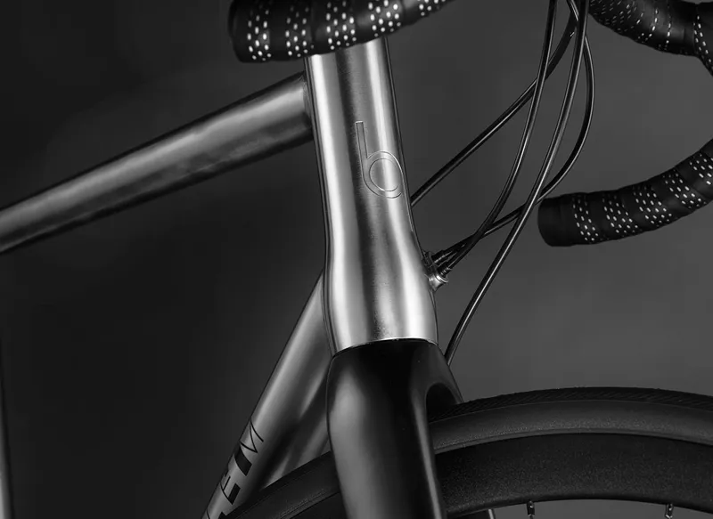 J. Guillem Orient Ultegra Di2 Titanium Disc Road Bike-6