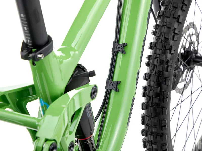 Kona Process 24 Kids Mountain Bike in Gloss Kiwi Green-7