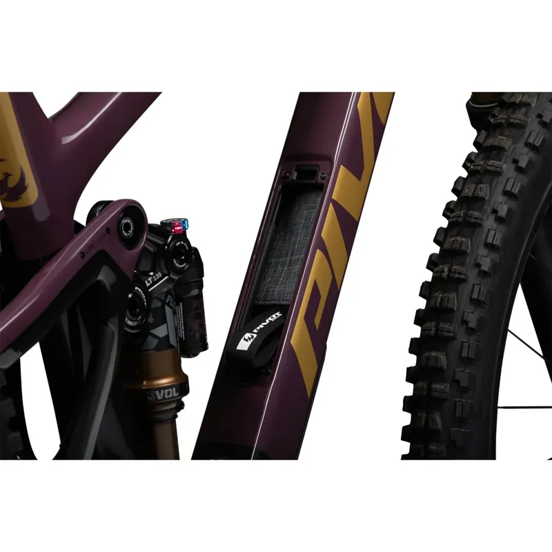 Pivot Cycles Trailcat SL Pro X0 in Doctor Purple-6
