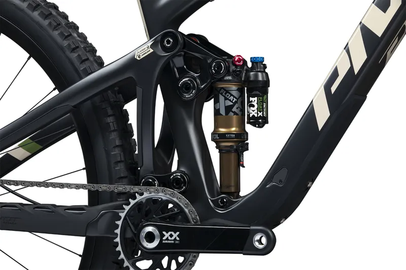 2024 Pivot Cycles Switchblade Pro XT/XTR Mountain Bike - Stealth Mojave-7