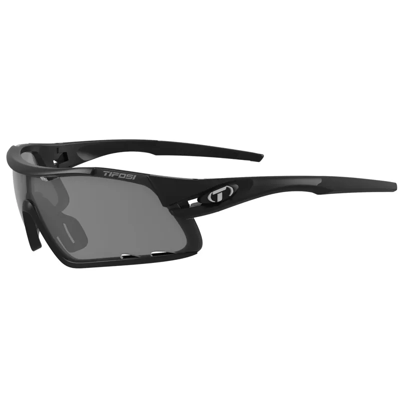 Tifosi Davos Sunglasses with 3 Interchangeable Lenses in Matte Black