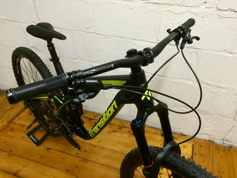 2016 Transition Patrol Mountain Bike Black/Yellow Large-1